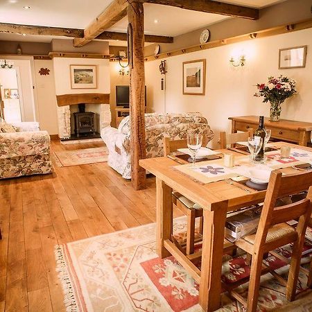 Charming Welsh Cottage Johnston Eksteriør bilde