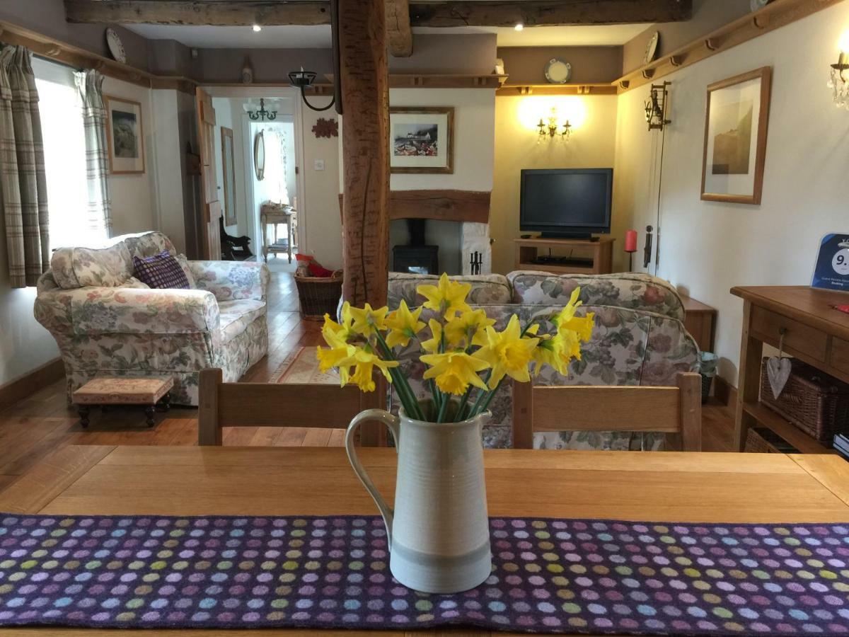 Charming Welsh Cottage Johnston Eksteriør bilde